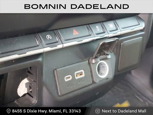 Used 2020 Chevrolet Silverado 1500 LT w/ Trailering Package image 24