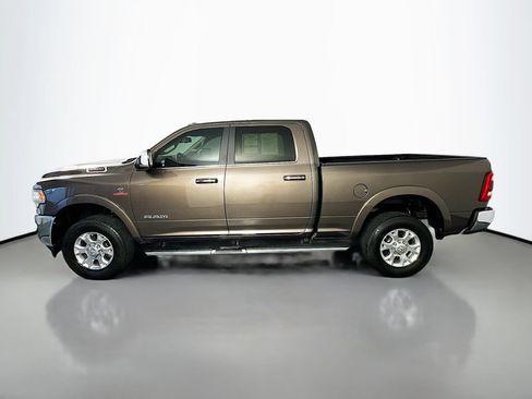 Used 2021 RAM 2500 Laramie AWD/4WD image 4