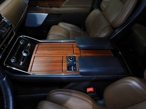 Used 2024 Lincoln Navigator L Reserve w/ Equipment Group 201A image 36