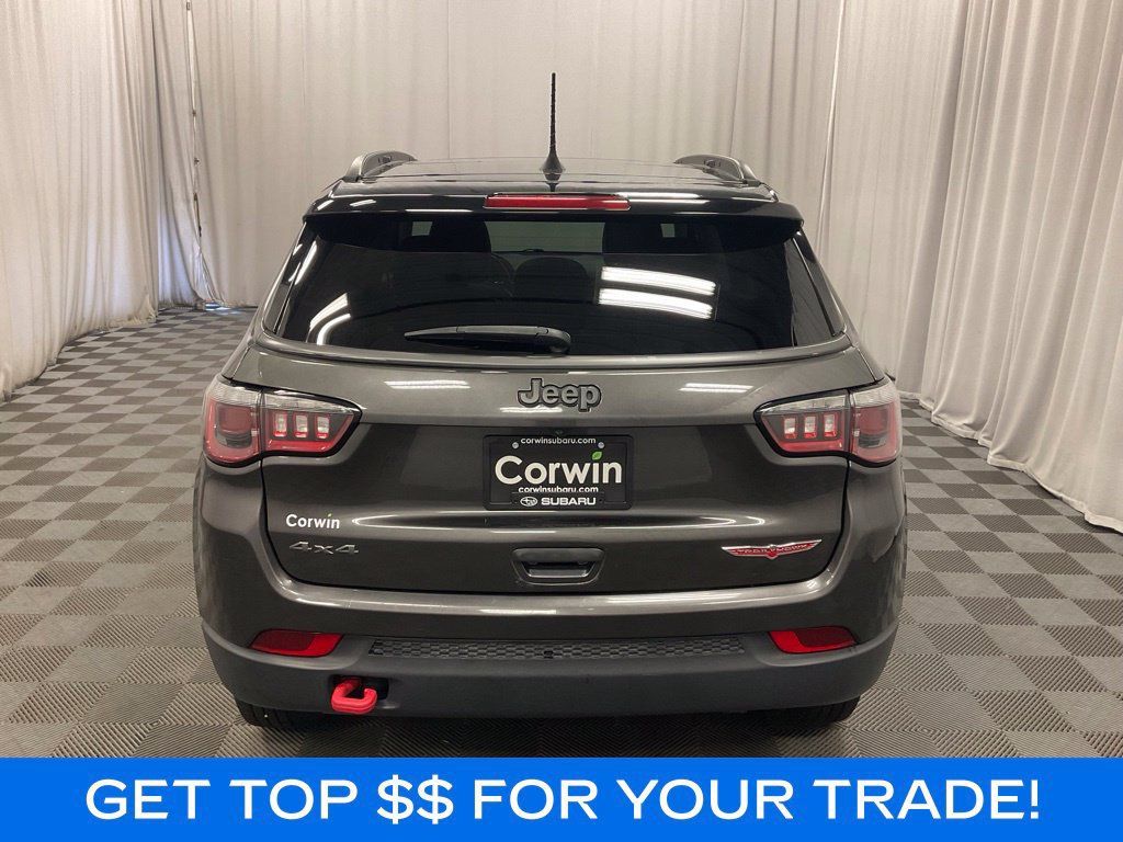 Used 2018 Jeep Compass Trailhawk w/ Navigation Group AWD/4WD image 3