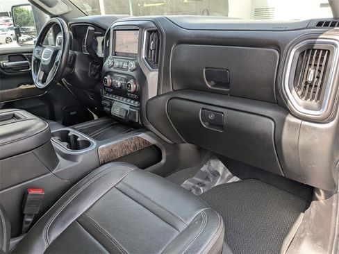 Used 2022 GMC Sierra 2500 Denali w/ Denali Ultimate Package image 40