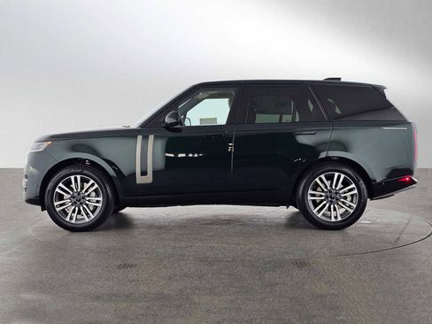 New 2026 Land Rover Range Rover SE image 2