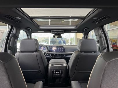 New 2026 Chevrolet Suburban Premier w/ Sun And Tow Package