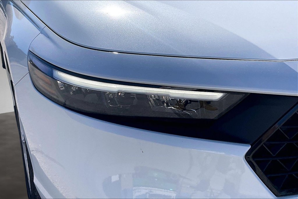 Certified 2023 Honda Accord LX image 28