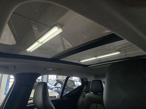 Certified 2023 Volvo XC40 B5 Plus w/ Driver Assist Package image 22