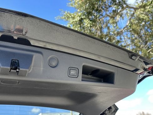 Used 2024 Chevrolet Equinox RS w/ RS Leather Package image 12