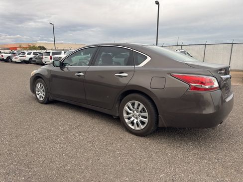 Used 2015 Nissan Altima 2.5 S w/ Power Driver Seat Package image 3