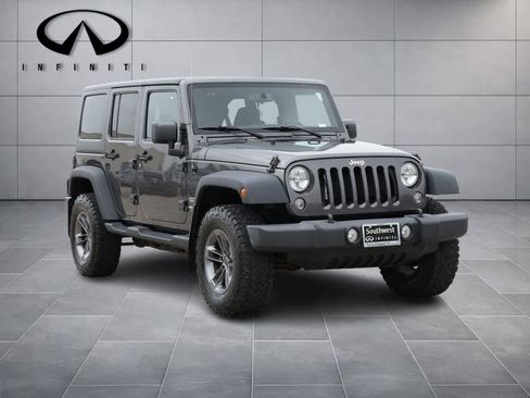 Used 2016 Jeep Wrangler Unlimited Sport w/ Quick Order Package 24S AWD/4WD image 3
