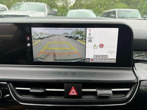 Used 2025 Kia Seltos S FWD image 7