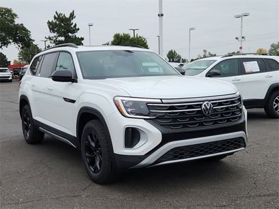New 2026 Volkswagen Atlas Peak Edition