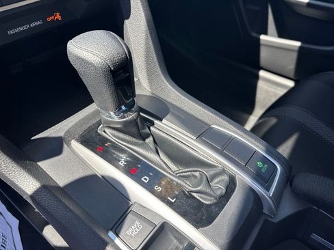 Used 2020 Honda Civic LX image 24