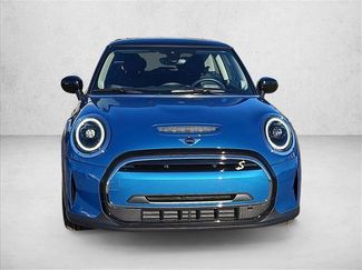 Certified 2024 MINI Cooper SE video 2
