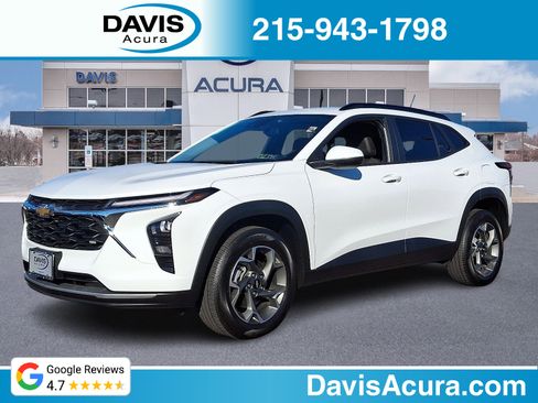 Used 2024 Chevrolet Trax LT image 1