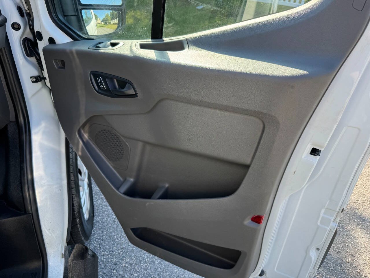 Used 2022 Ford Transit 250 Low Roof w/ Exterior Upgrade Package RWD image 18
