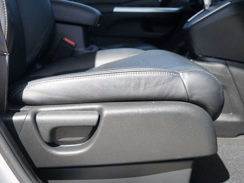 Used 2015 Honda CR-V Touring image 26