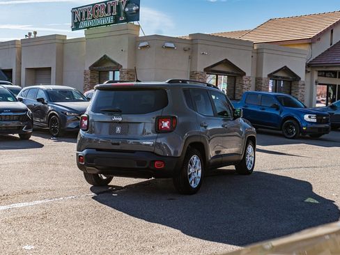 Used 2020 Jeep Renegade Latitude image 7