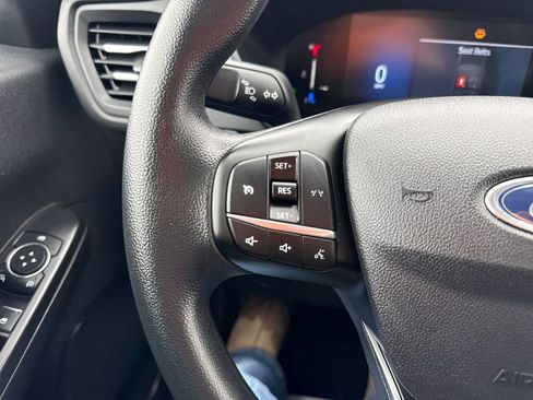 Used 2025 Ford Escape Active image 37