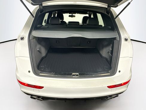 Used 2017 Audi SQ5 Premium Plus w/ Technology Package image 30