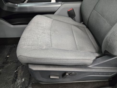 Certified 2022 Ford F150 XLT w/ Equipment Group 302A High image 24