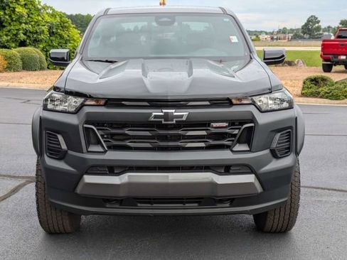 Used 2026 Chevrolet Colorado Trail Boss AWD/4WD image 9
