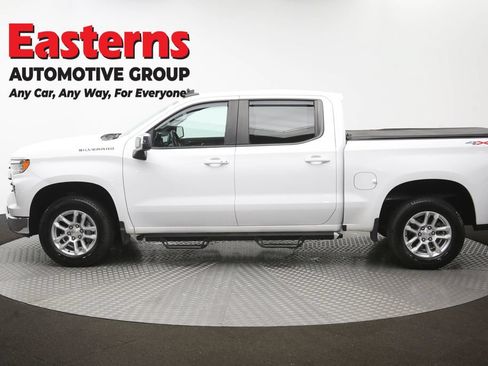 Used 2023 Chevrolet Silverado 1500 LT AWD/4WD image 61