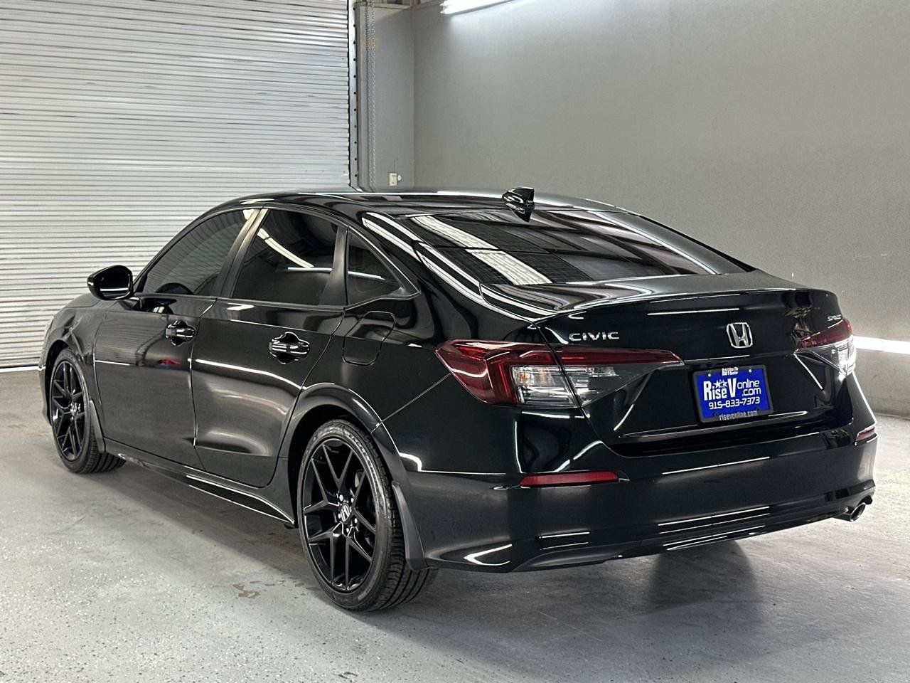 Used 2025 Honda Civic Sport image 4