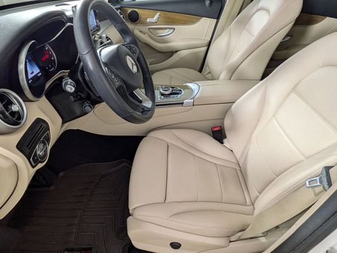 Used 2018 Mercedes-Benz GLC 300 image 22