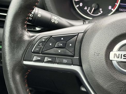 Used 2023 Nissan Sentra SR w/ SR Premium Package image 20