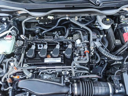 Used 2018 Honda Civic Touring image 24