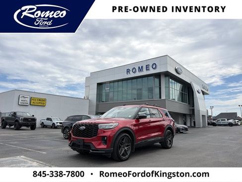 Certified 2025 Ford Explorer ST-Line w/ Premium Package AWD/4WD image 1
