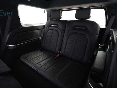 Used 2024 Rivian R1S Adventure image 25