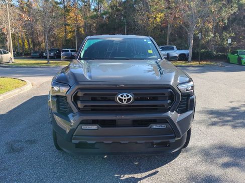 Certified 2024 Toyota Tacoma SR5 image 9