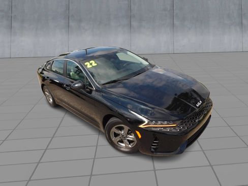 Used 2022 Kia K5 LXS FWD image 2