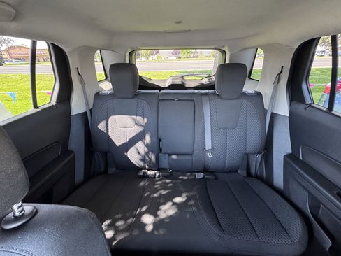 Used 2013 GMC Terrain SLE FWD image 17