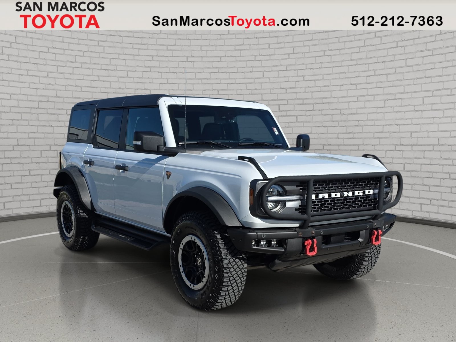Used 2022 Ford Bronco Badlands AWD/4WD image 3