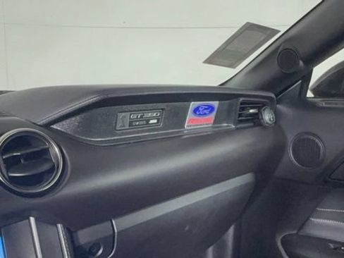 Used 2018 Ford Mustang Shelby GT350 w/ Electronics Package RWD image 32
