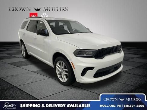 Used 2025 Dodge Durango GT AWD/4WD image 1