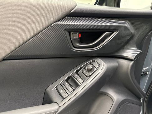 Certified 2025 Subaru Crosstrek 2.0i Premium image 12