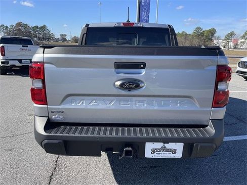 Certified 2024 Ford Maverick Lariat w/ Black Appearance Package image 30