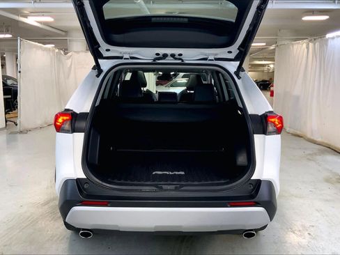 Used 2024 Toyota RAV4 Adventure w/ Convenience Package AWD/4WD image 33