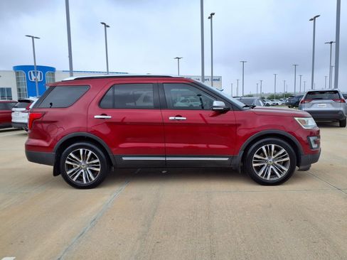 Used 2017 Ford Explorer Platinum AWD/4WD image 8