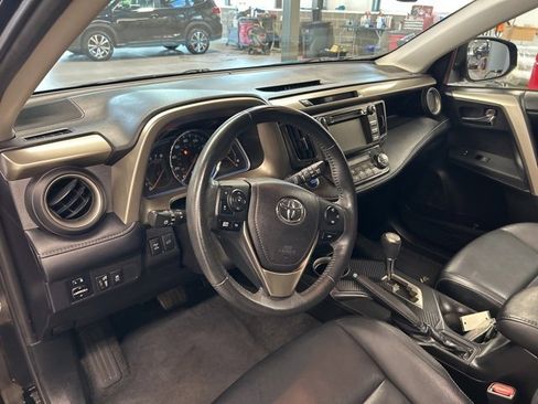 Used 2014 Toyota RAV4 Limited image 14