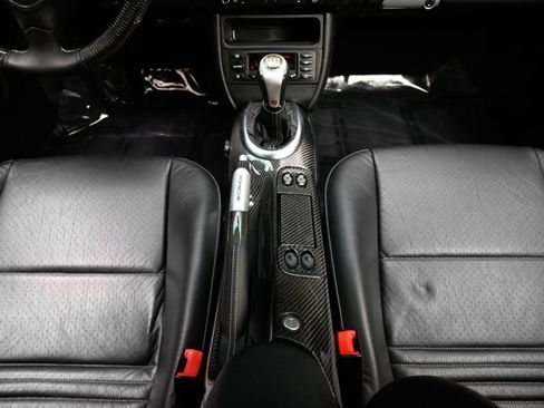 Used 2003 Porsche 911 GT2 RWD image 87