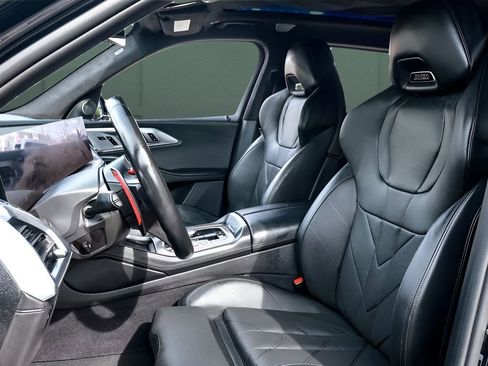 Used 2024 BMW XM image 3