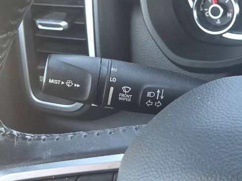 Used 2023 RAM 1500 Big Horn AWD/4WD image 32