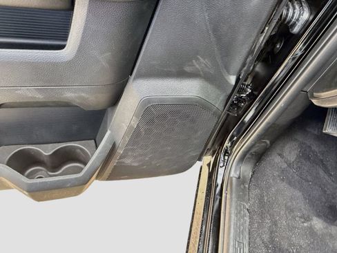 New 2026 RAM 3500 Big Horn AWD/4WD image 19