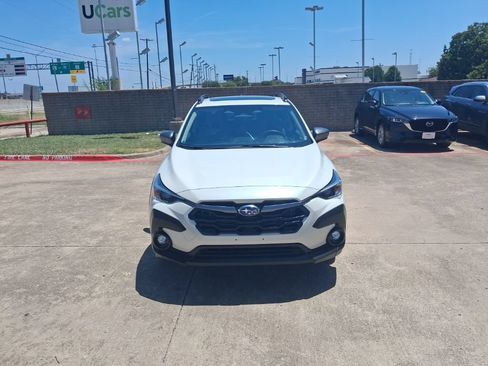 Used 2025 Subaru Crosstrek 2.5i Premium AWD/4WD image 5