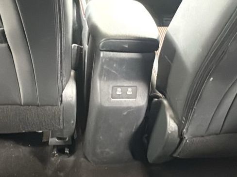 Certified 2025 Nissan Kicks SR image 37