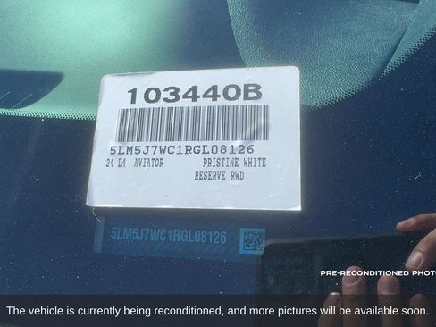 Used 2024 Lincoln Aviator Reserve w/ Equipment Group 201A RWD image 19