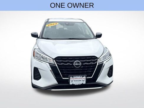 Used 2022 Nissan Kicks S w/ Interior Electronics Package FWD image 2